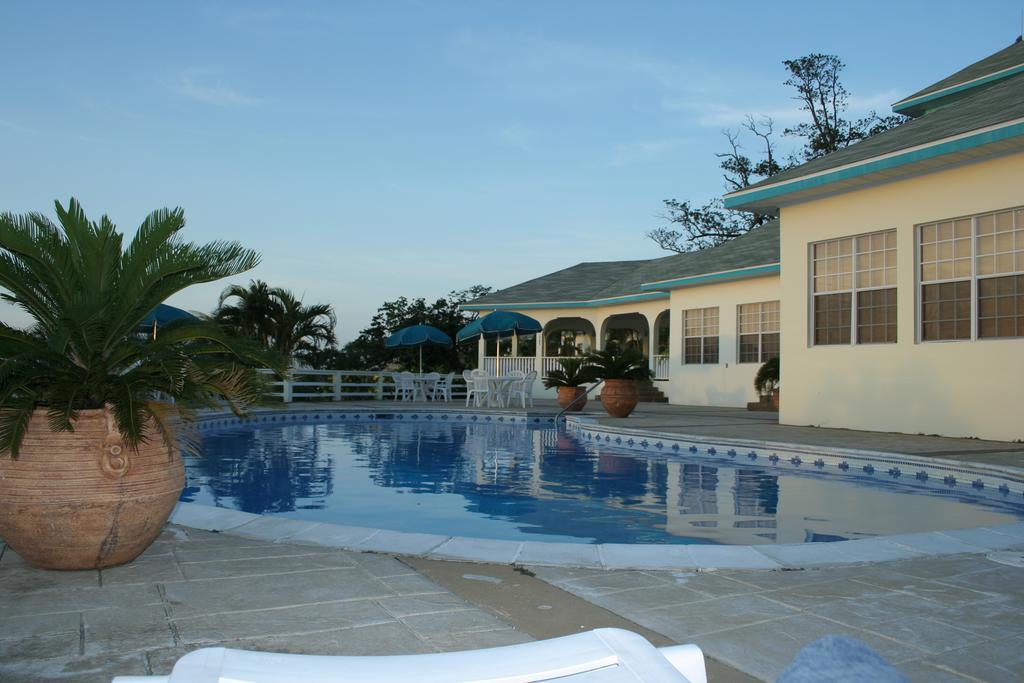 Turquoise Bay Dive & Beach Resort Juticalpa  Exterior photo
